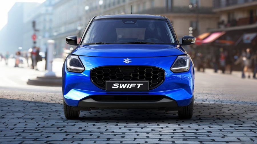 Suzuki sommernyt - topbillede af blå version af den nye Suzuki Swift set forfra